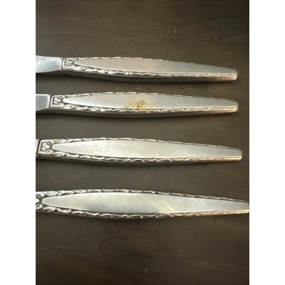 ONEIDA VENETIA Dinner Knives Hollow Stainless Community 9 1/8